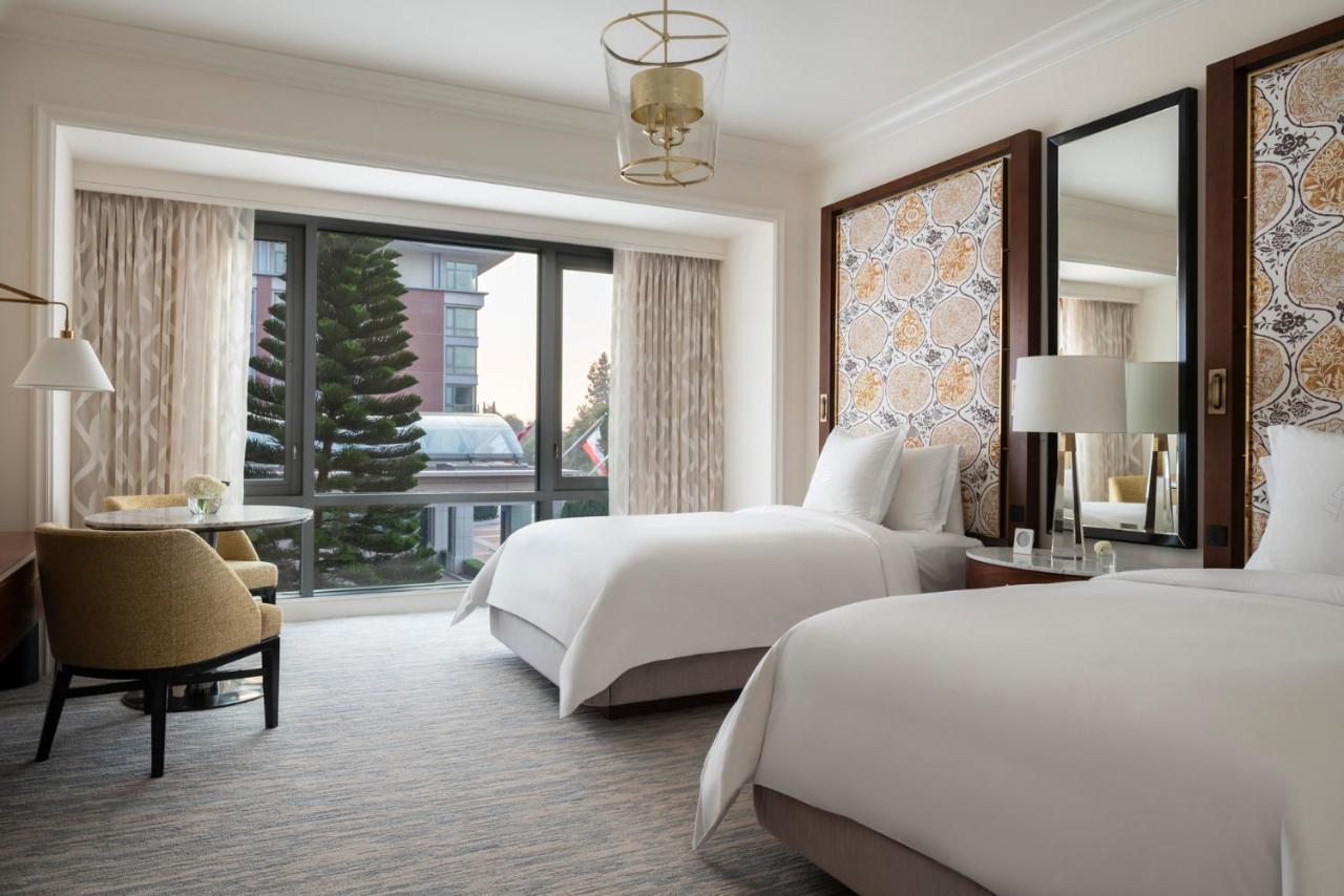 Four Seasons 4* Westlake Village