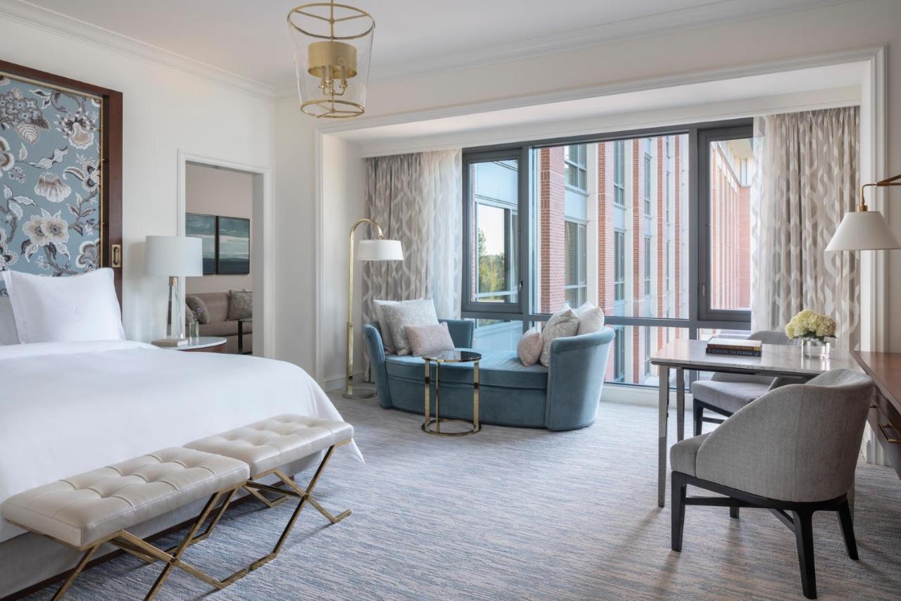 Hotel Four Seasons 4*